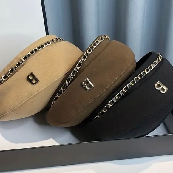 Black Chain-Embellished Cap - Picture 2 of 3